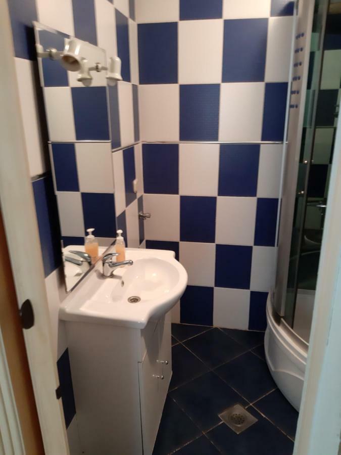 Apartments Lina Karlobag Luaran gambar