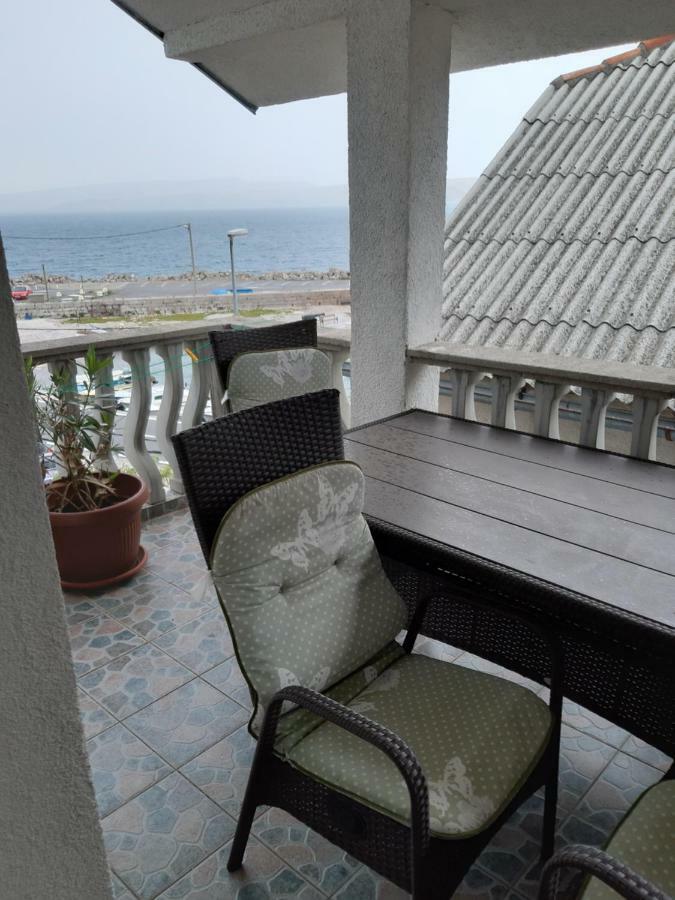 Apartments Lina Karlobag Luaran gambar